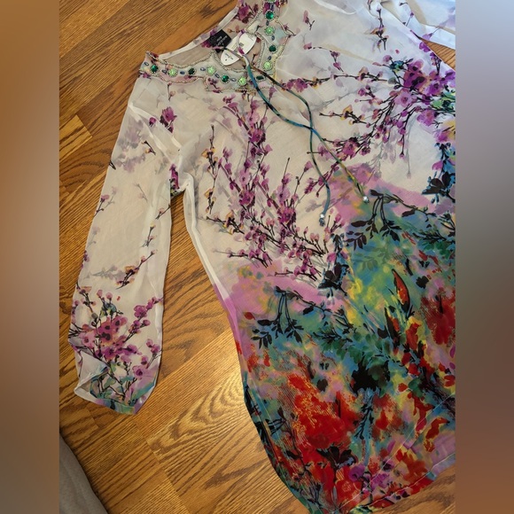 Gauzy Beach Tunic - Picture 2 of 4